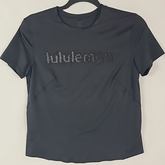 NEW Lululemon Ultralight Reflective Running Tee Shirt Graffic Black Size 4 NWOT - Picture 1 of 6